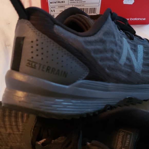 Men's New Balance Trail Running Sneakers - Picture 4 of 5